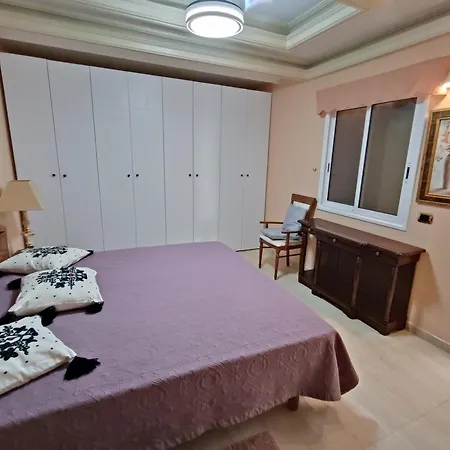 Ocean View, Air-condition, Swimming Pool 빌라 아데제